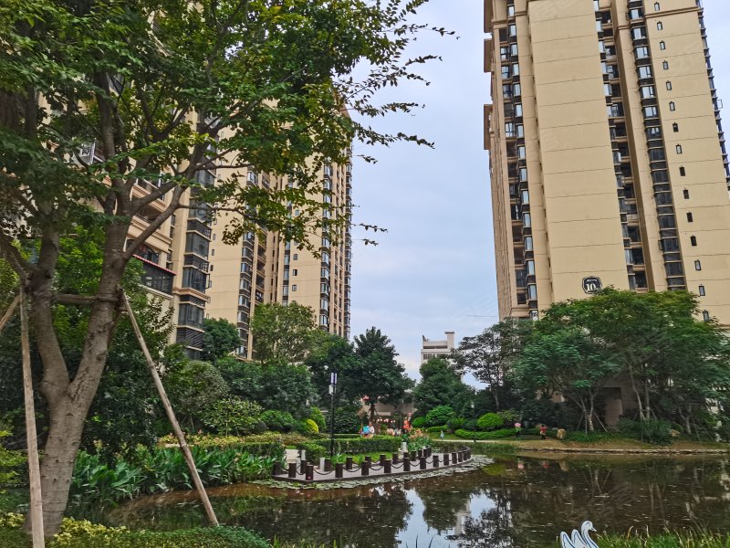 万昌东方巴黎水岸