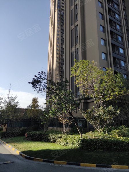 和昌湾景国际(一期),汝河路156号-郑州和昌湾景国际()