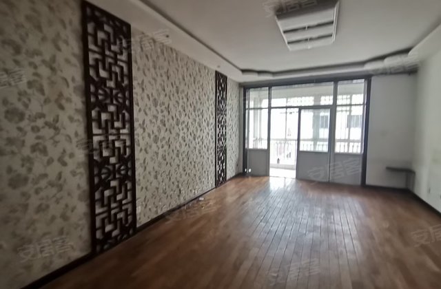 上海花园(仲宫)3室2厅130㎡90万二手房图片