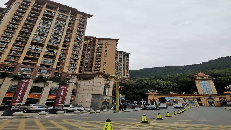 半山逸城a区,北山路,近文苑街-巴中半山逸城a区二手房