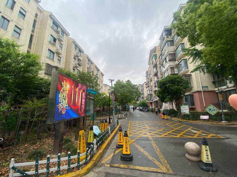 金鹤新城金霞苑