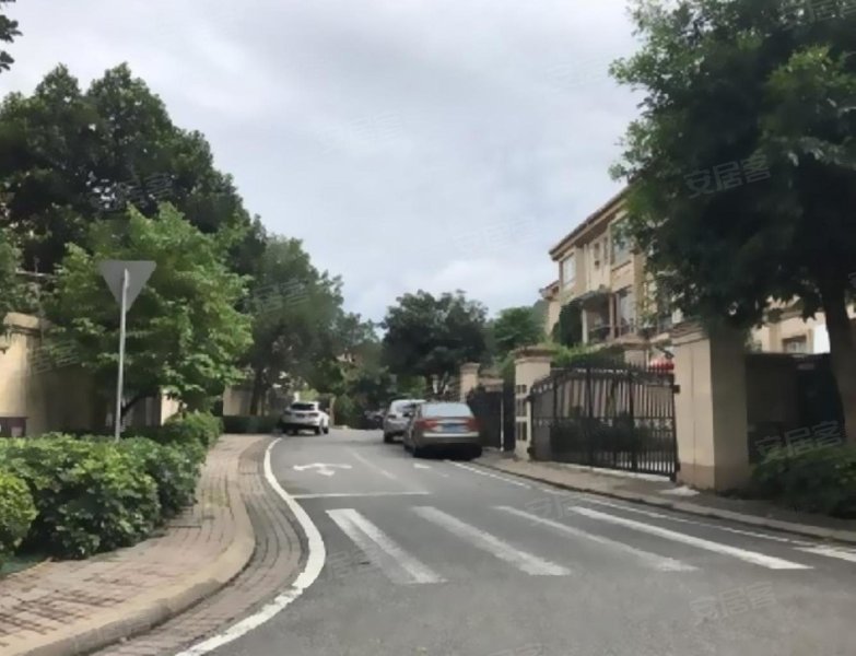广州雅居乐花园雅湖居