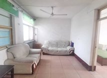 文轩中学附近,教育局家属院2室两厅带地下室有钥匙随时看房子.