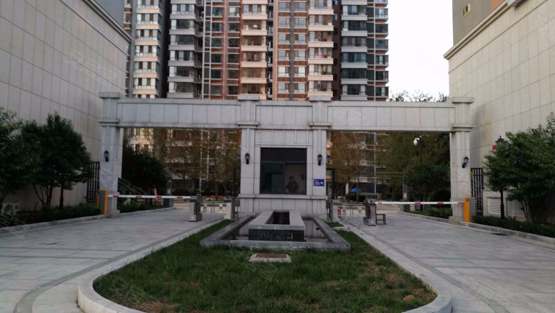 东方红名仕嘉园
