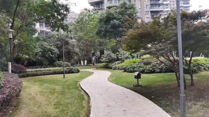 麓山国际半月湾