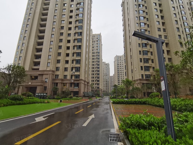 逸龙新河湾,文苑路,近华圣路-安庆逸龙新河湾二手房