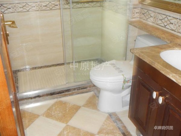 【多图】新华中学旁边带学位精装 4房 , 嘉逸花