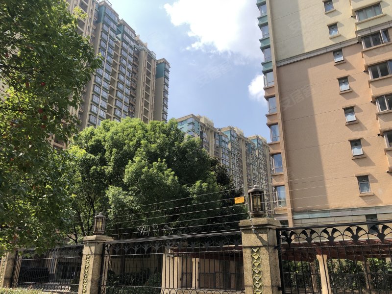 御翠豪庭,黄金城道688弄1-18号-上海御翠豪庭二手房,租房,房价-上海