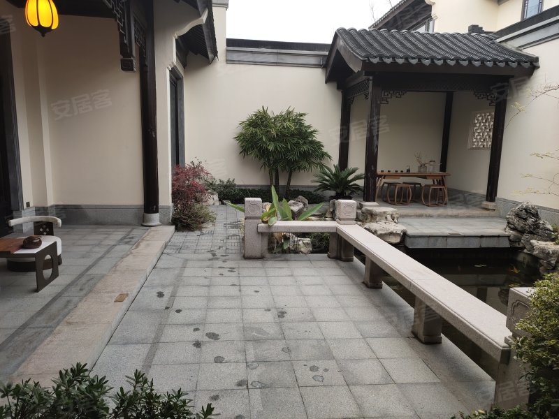 蓝城春风燕语(别墅)