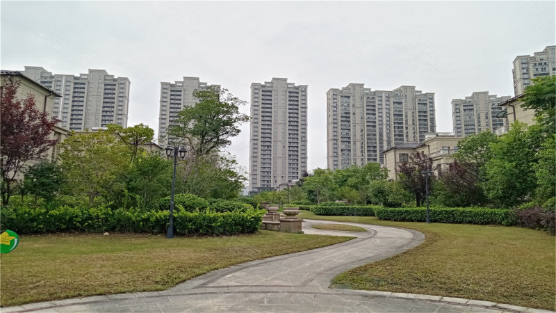 凤鸣湖公寓,千岛湖路,近九华北路-芜湖凤鸣湖公寓二手