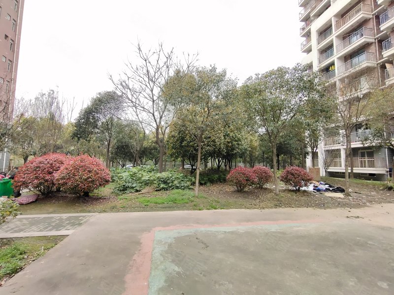 万春花园北区(商住楼)