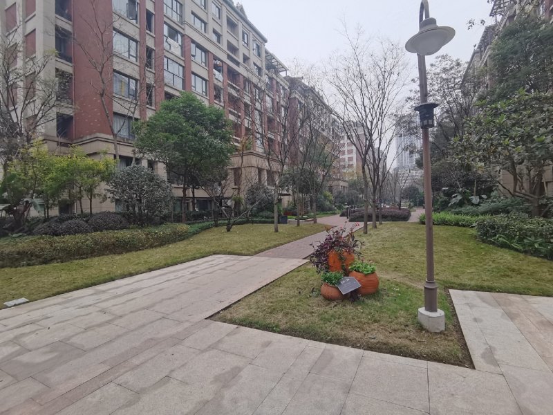 龙湖u城10组团