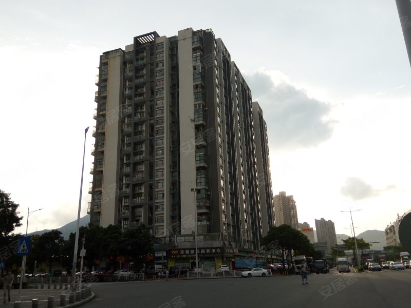 倚山时代雅居