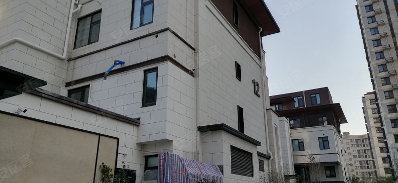 青特金地汇豪观邸