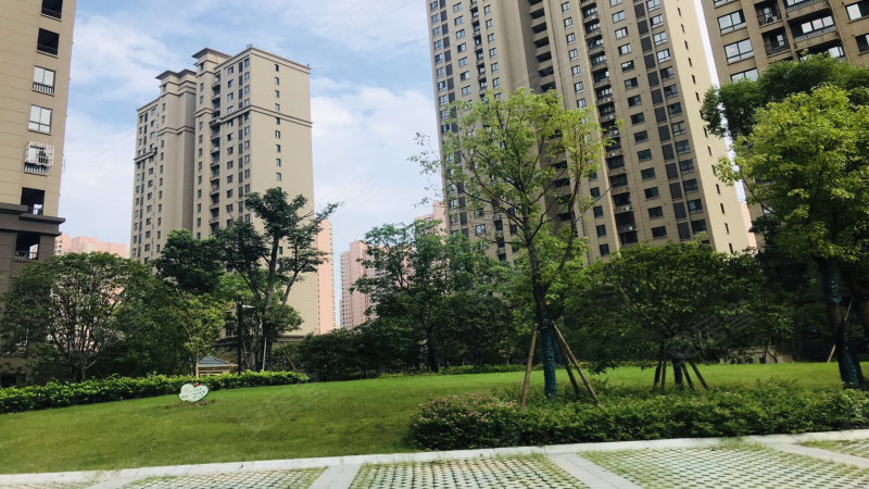华地翡翠蓝湾朗园