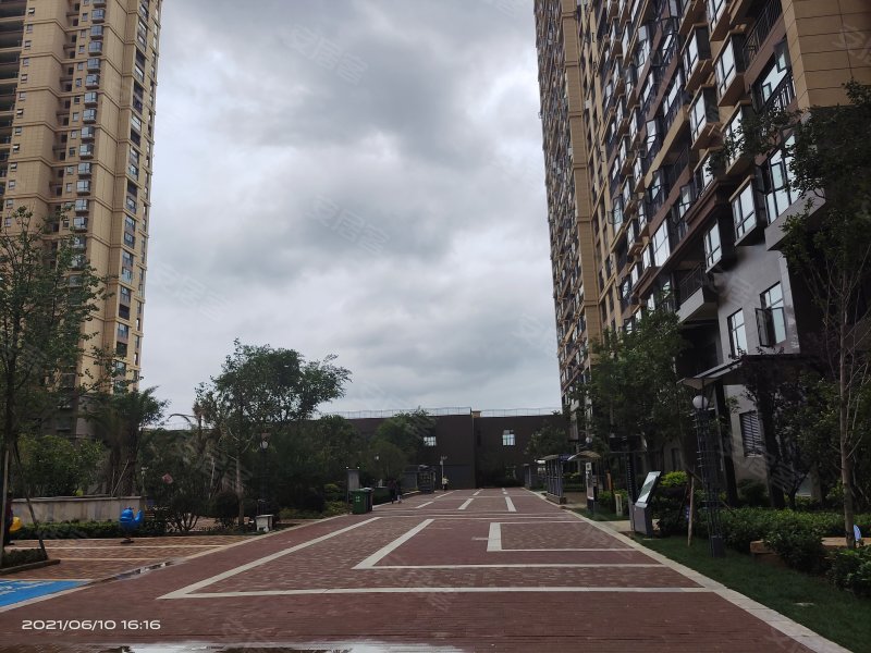 绿地东海岸(商住楼,兴呈路5743号-昆明绿地东海岸(商住楼)二手房