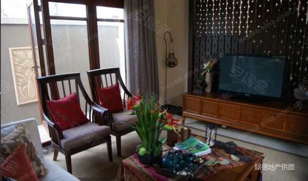 多图】宏图高龙湾:私属海滩!比月亮湾更美的一