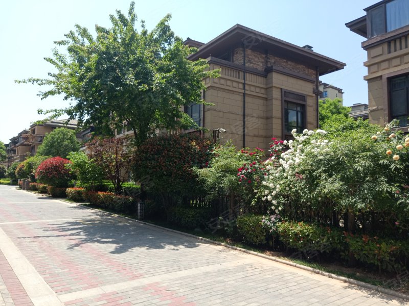 绿地骊山花城(别墅)