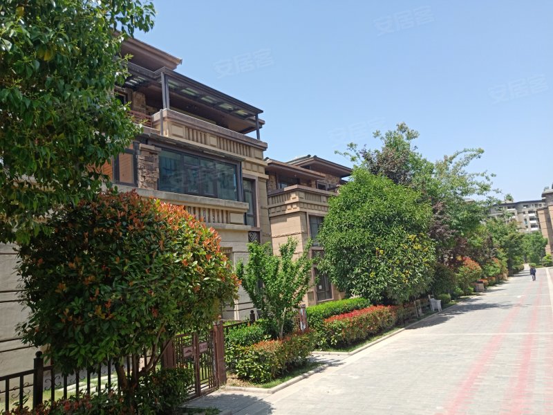 绿地骊山花城(别墅)