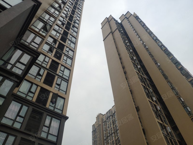华宇旭辉锦绣广场商住楼