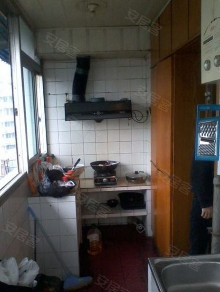 透气管出上人屋顶钢套管的长度是多少?-钢套管