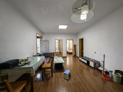 家具家电齐全，拎包入住，有钥匙随时看房，房主诚心租