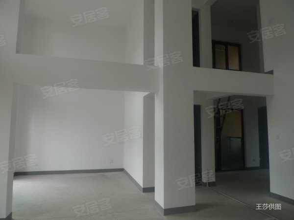 城北高档小区,风雅乐府 loft户型 宽敞大气 可做一手办理高清图片