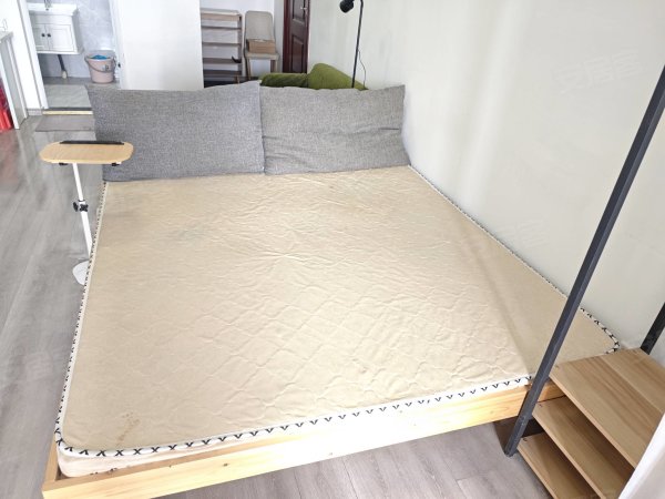 世纪中心_北一环内3号5号地铁口_高层电梯家具家电全_急租