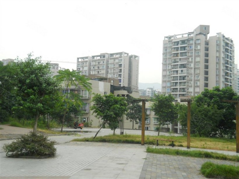 重庆 盘龙花园小区照片