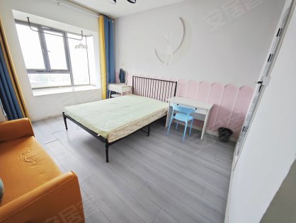 蜀山区三户室30平米正南5层