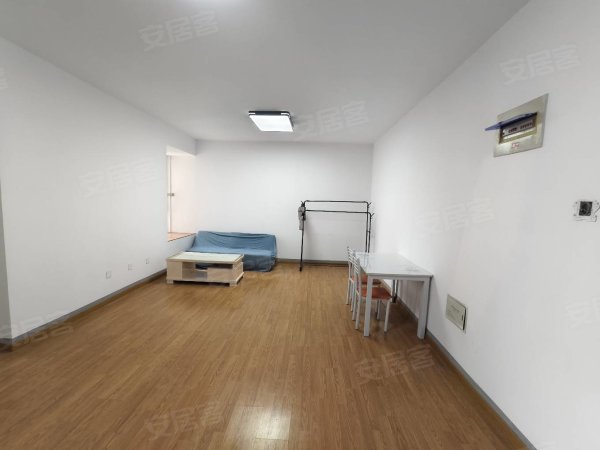 菊园90平大两室出租，家具家电齐全，楼层好，采光佳，看房随时