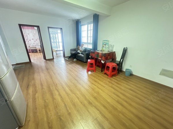 滨湖康园南区_2室1厅1卫_房屋清洁_拎包入住