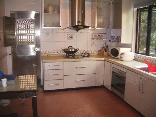 广州丽江花园王台别墅二手房,5室3厅4卫,