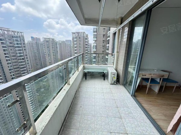 租期随意！免押！独卫！利港丿方圆荟丿滨湖丿紫庐丿悦方丿可短租