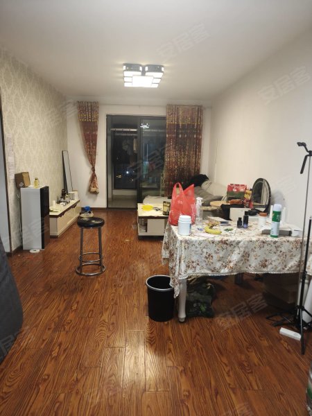 瑶海万达小区万达华府3室2厅精装家具家电齐全随时看房