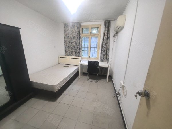 高压开关厂宿舍_一楼有院子_南北通透_2室1厅1卫_采光好