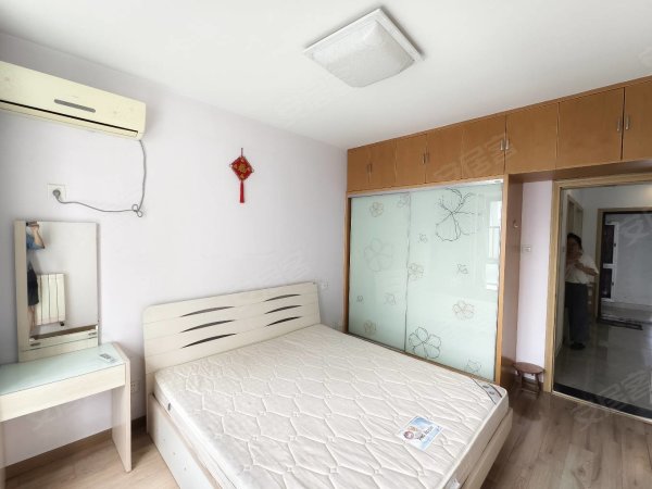 一中斜对面_品阁自住精装修大两房_高配家具家电_陪读好房