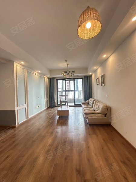 凯旋门一期精装修两房_全屋品牌家具_实景拍摄_欢迎咨询