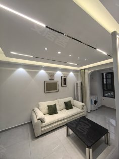 绿地中心大融城_出门就是地铁五号线休宁路_全屋瓷砖_精装修