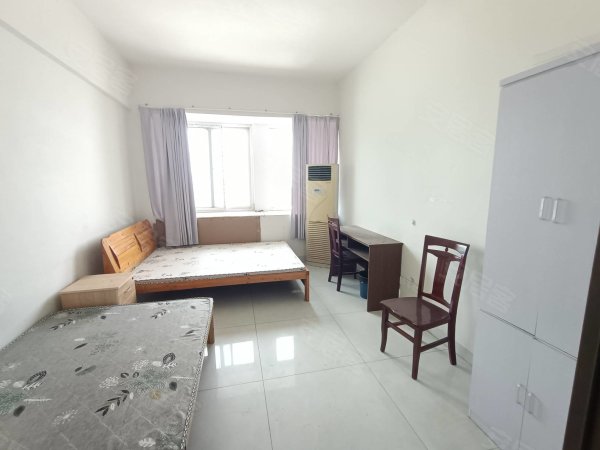荷塘路云顶雅苑全屋瓷砖三室三空调拎包入住家电齐全急租随时看房