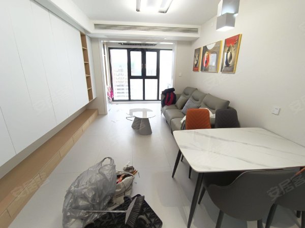 滨湖万科城_全屋定制家具_中央空调_大众班车点_地铁五号线