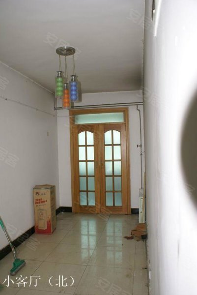 西安黄河厂9街坊二手房,2室2厅1卫,101平米,价