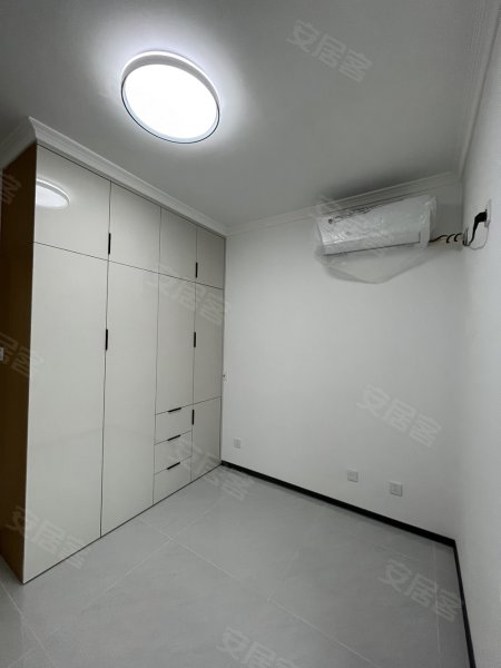 庐阳区珊林雅苑北二环北五里井5号地铁万象汇华孚城隍庙全屋地砖