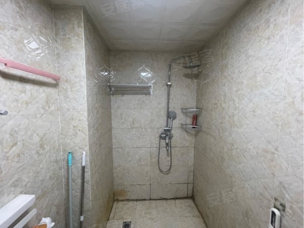 3号5地铁口宜家万象汇购物圈精装三房拎包入住交通方便采光好