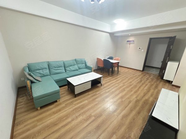 新地城精装两房_家电齐全_干净整洁近会展中心地铁口_随时看房