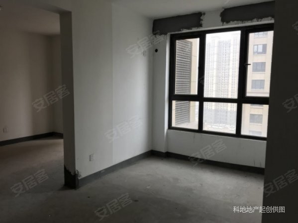 光明尚海湾 汇宇学府 户型方正 东边套 有钥匙