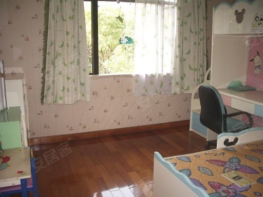 广州丽江花园王台别墅二手房,5室3厅4卫,