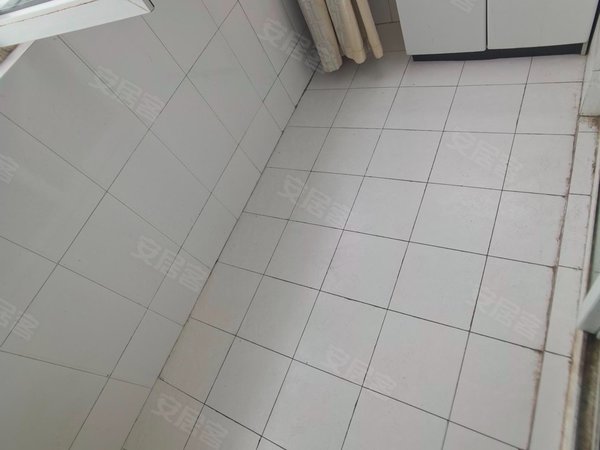 阳台带独卫房间 邻近汉峪舜泰 重汽 浪潮 奥体,高新租房-济南58安居客