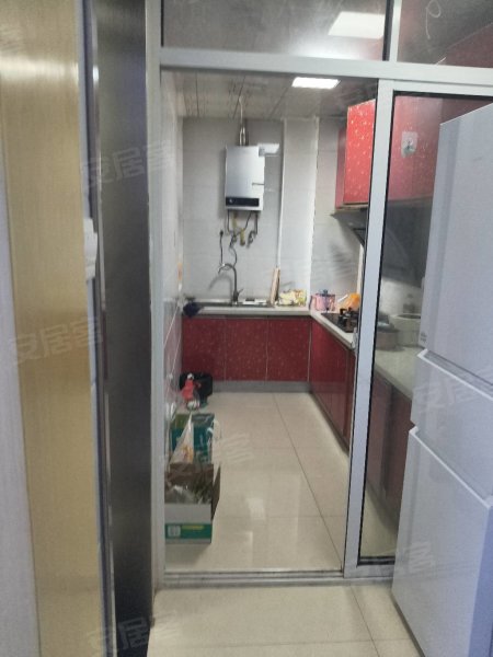 金辉悦府，精装两室出租
