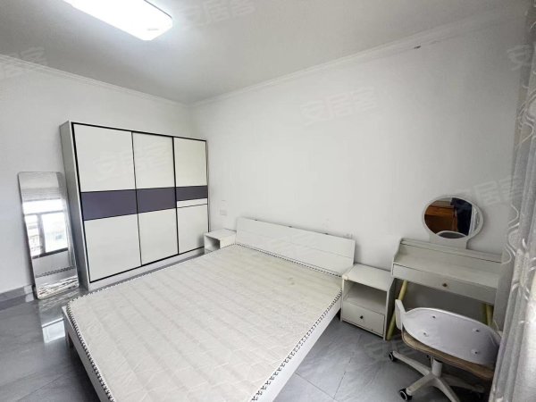 岳西新村_南北通透_通风好_精装修